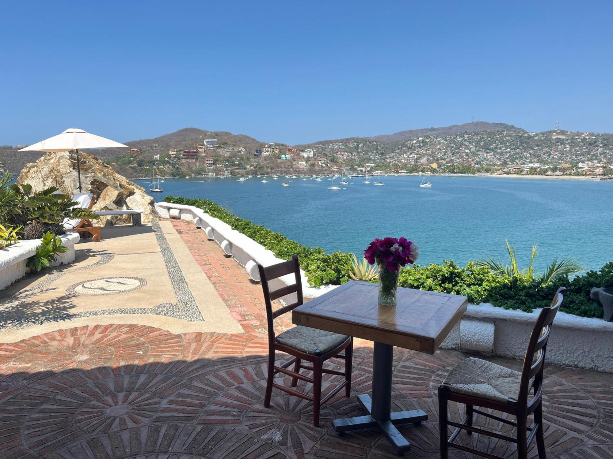 Villa De La Roca Zihuatanejo Kültér fotó
