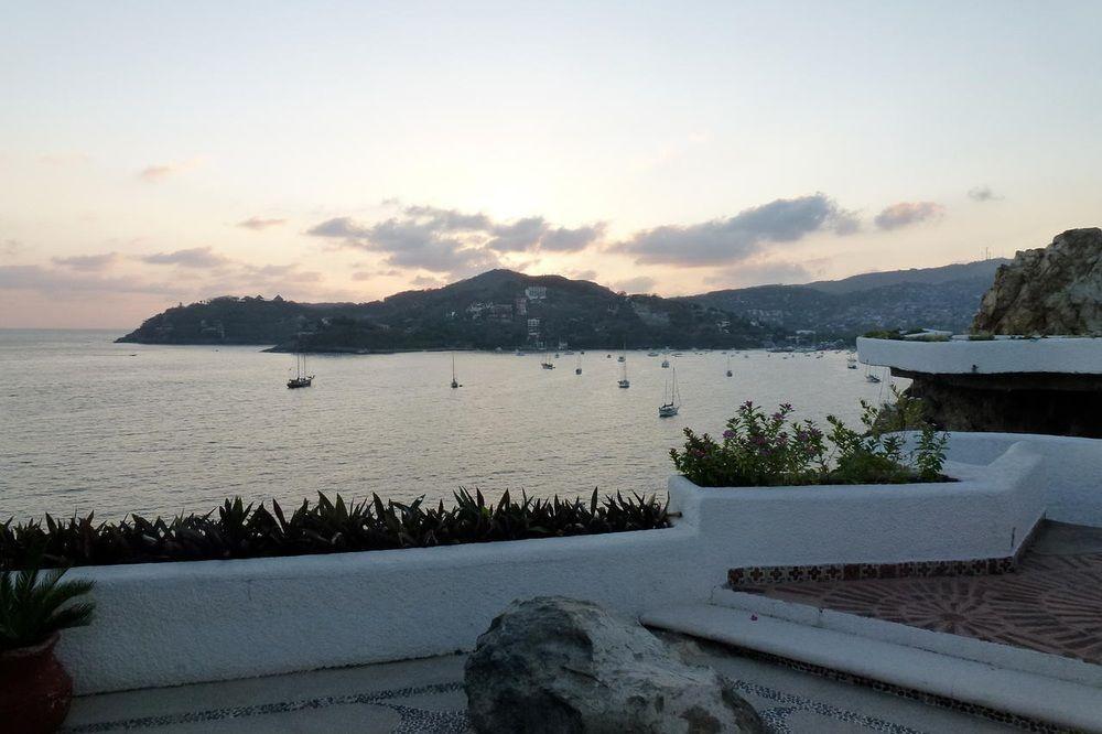 Villa De La Roca Zihuatanejo Kültér fotó
